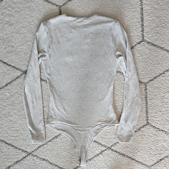Abercrombie S Cotton Double Lined Gray Long Sleeve Bodysuit - Picture 3 of 3
